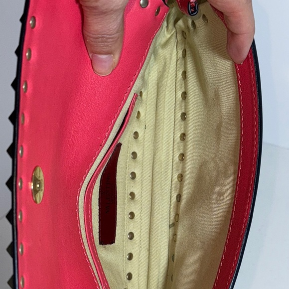 🛑SOLD
Studded Pink Valentino Clutch - Picture 9 of 11